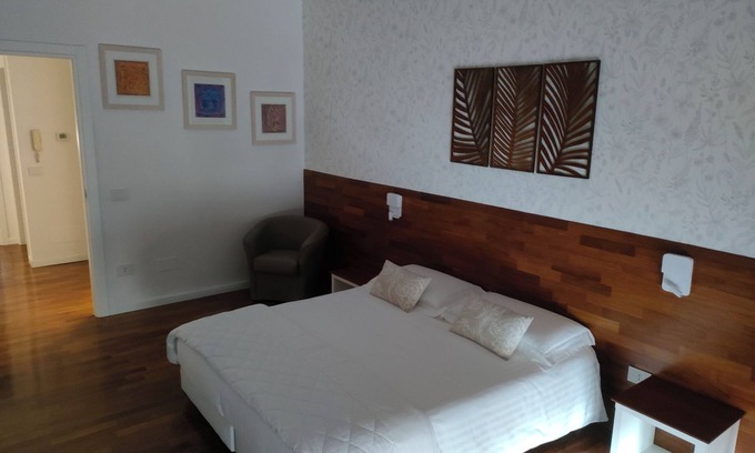 Salerno Apartment | Modern bright apartment, 4th floor, up to 4 people, free parking.