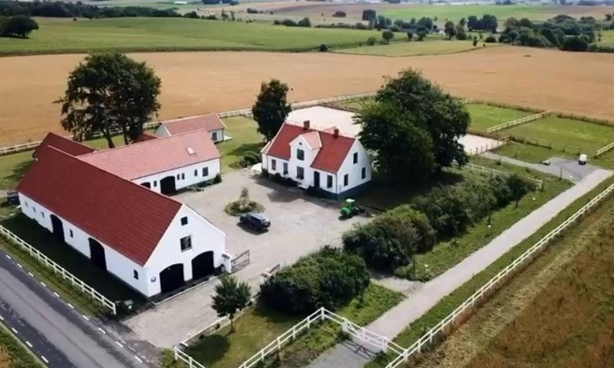Listarum House | Modern Bungalow close to everything with high rating