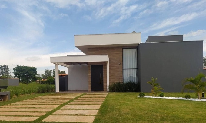 Aguas de Santa Barbara House | Modern country house in a resort in the interior of São Paulo