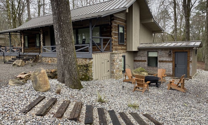 Kirby House | Modern cabin on beautiful Lake Greeson 45 minutes from Hot Springs!