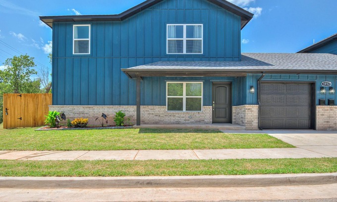 Central Oklahoma City House | Modern & Central 3BR Home in Central OKC – Ideal for Long-Term Stays