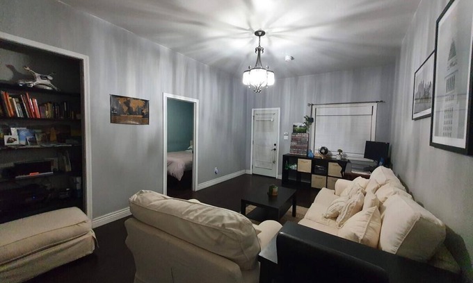 Downtown Los Angeles House | Modern Charm in Downtown Los Angeles