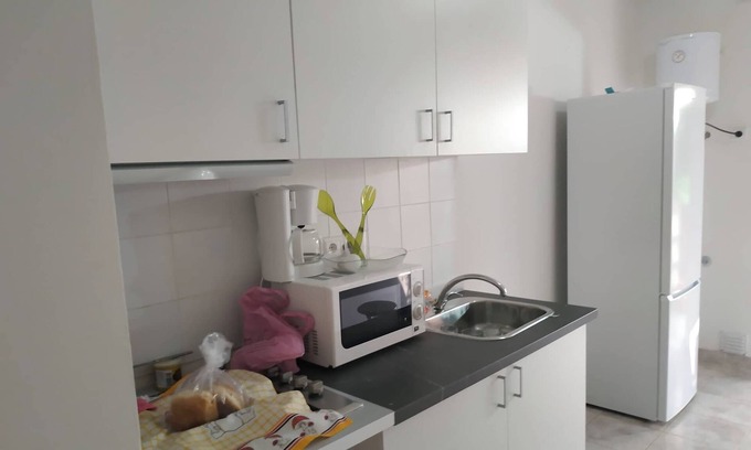 Praia Apartment | Modern city apartment