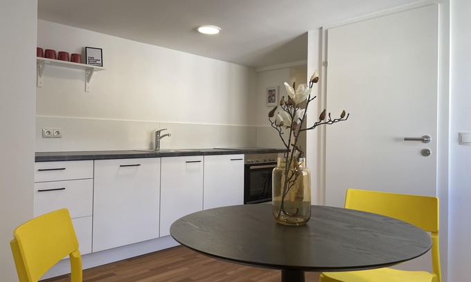 Dornbirn Apartment | "Modern City Living in the Cozy City Apartment Dornbirn, London 8"