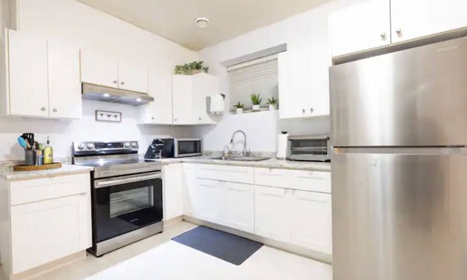 Fleetwood House | Modern & classy Surrey central