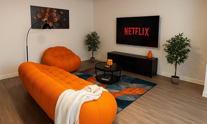 Studio City House | Modern Comfort near Universal