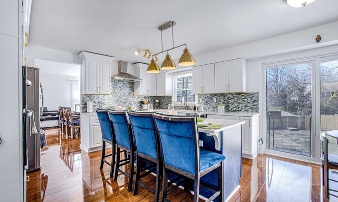 Aspen Hill House | Modern, comfortable home full of lovely craftsmanship, near Glenmont Metro