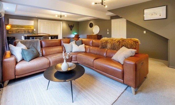 Spreydon House | Modern Comforts in Hoon Hay