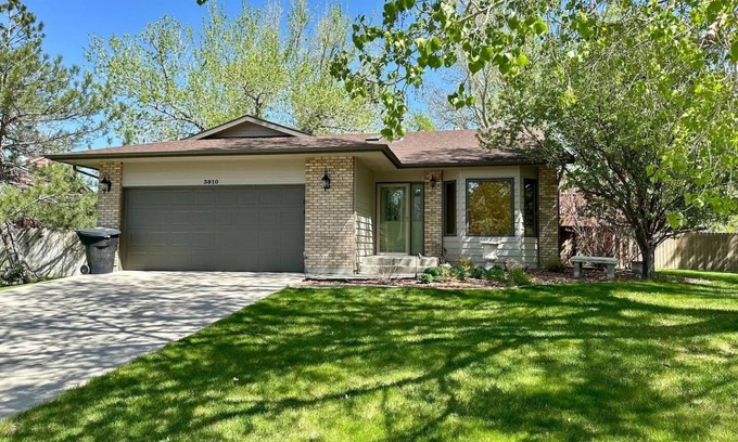 Casper House | Modern Comforts - Stay/Work/Play