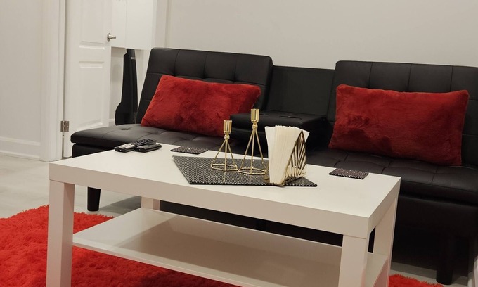 York Regional Municipality House | Modern comfy brand new basement apartment in a convenient place, pet friendly.