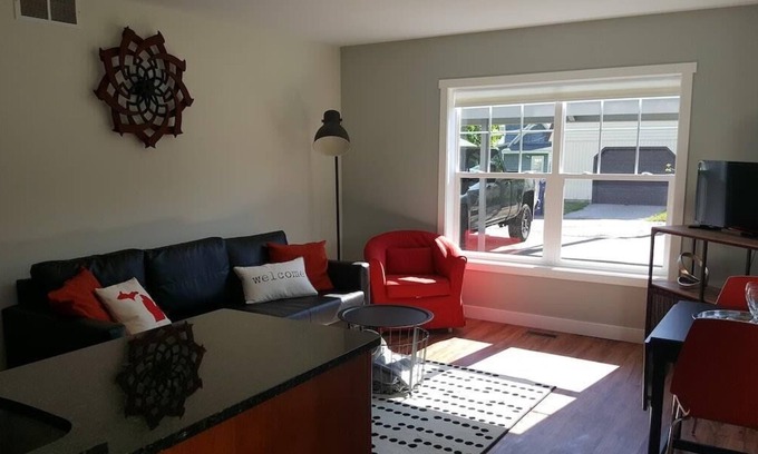 Traverse City Condo | Modern Condo by State Hospital!- Elmwood