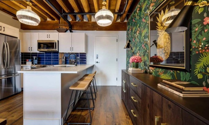 Nashville Condo | Modern Condo-Pool/Gym-5min DT-Sleeps 4-Honky Tonks