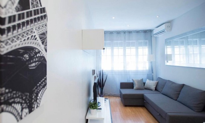 Gracia Apartment | Modern & Cosy Apartment in Gracia