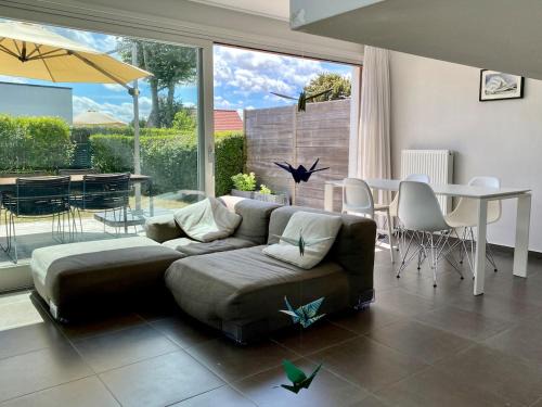 Koksijde House | Modern & Cosy Holiday Cottage with Patio & Fenced Garden near Dunes & Beach