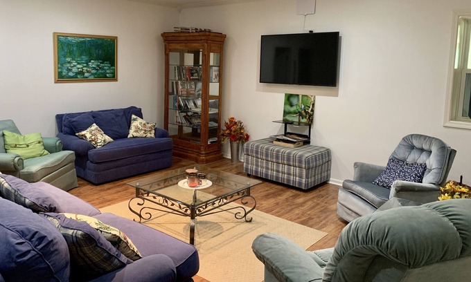 Hattiesburg House | Modern Cottage with Big Comfort--Centrally Located in Hattiesburg