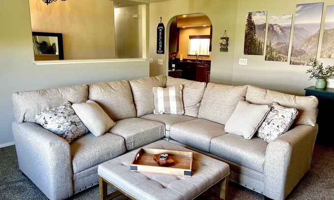 Dinuba Other | Modern Country Farmhouse:nNear Visalia & Sequoia National Park!