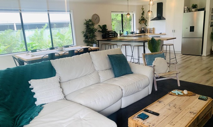McLaren Flat House | Modern country house set in the heart of the vines