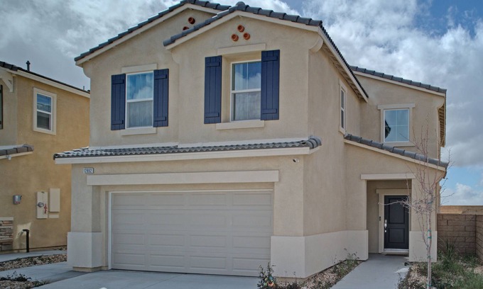 Victorville House | Modern cozy home for families and pets
