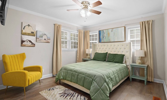 Rocky Mount House | Modern & Cozy Home Mins to everythingnn