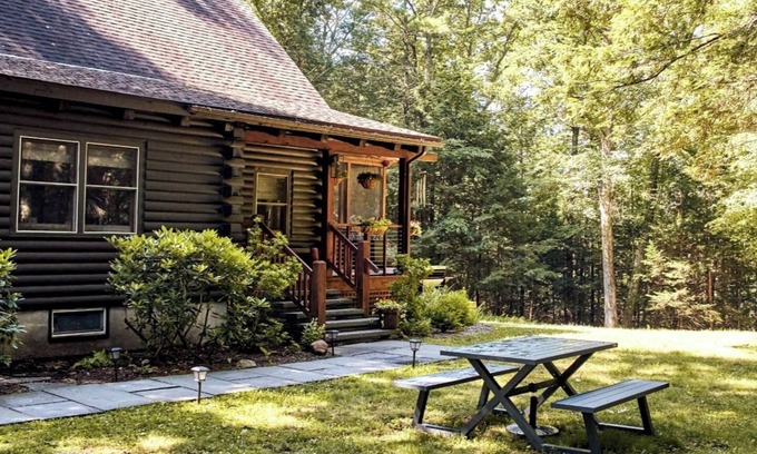 Stone Ridge Cabin | Modern, Cozy, Idyllic Log Cabin Secluded on 6 Serene Acres
