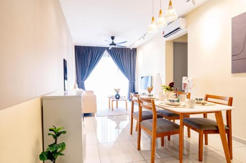 Taman P Ramlee Apartment | Modern Cozy Stay at Kenwingston Platz Kuala Lumpur Gombak