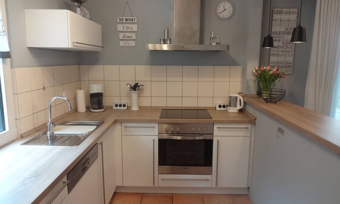 Roth House | Modern, cozy vacation home Natalie with new fitted kitchen and box spring bed