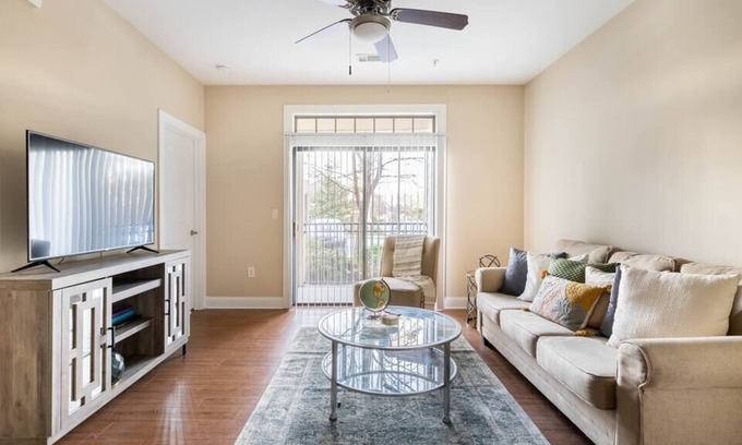 Forest Acres Apartment | Modern & Cozy2BR Near Ft Jackson