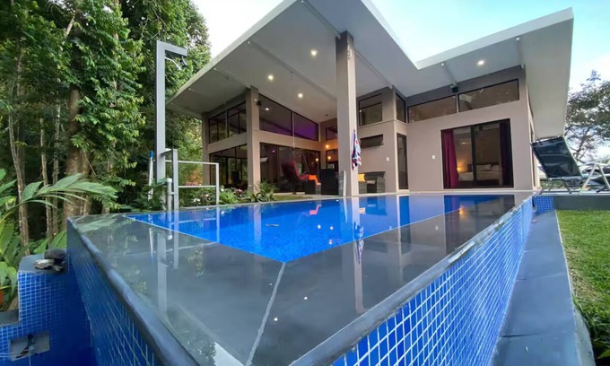 Savegre Villa | Modern 1 bedroom villa with pool - Casa Perla