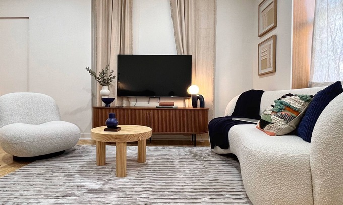 Norris Square Apartment | Modern Deco Suite | Locale Palette NSQ