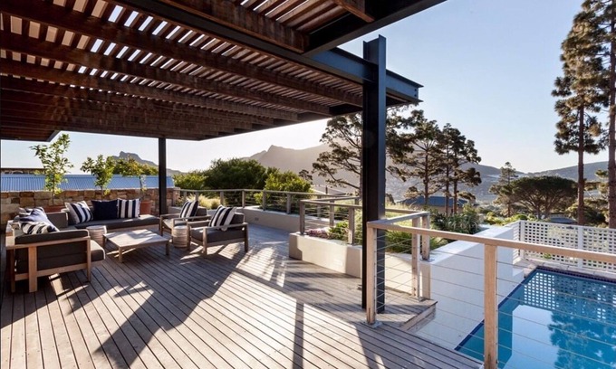 Scott Estate House | Modern design, fantastic view, solar power, no load shedding, borehole water