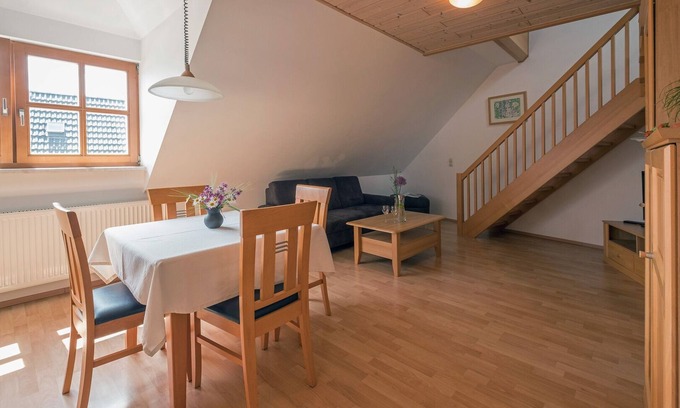 Wunsiedel Apartment | Modern eingerichtete Ferienwohnung im Dachgeschoss