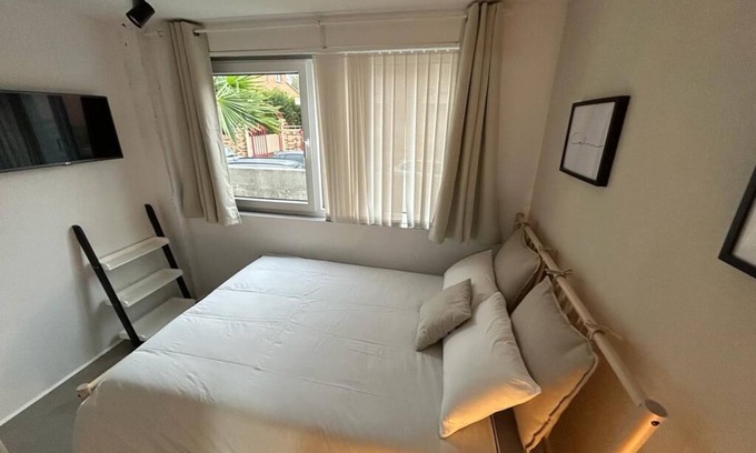 Villanueva de la Canada Condo | Modern and central apartment in Villanueva de la Cañada Madrid