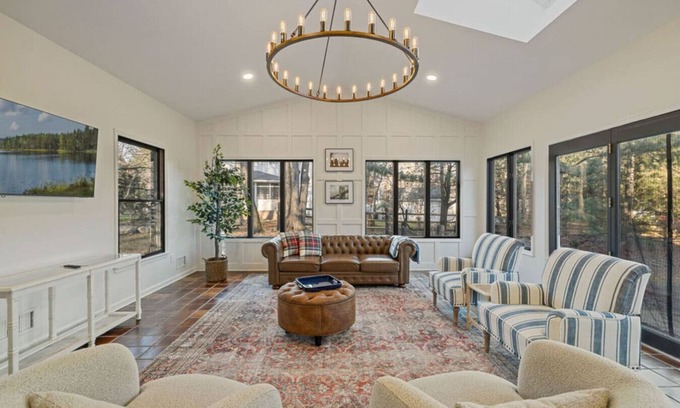 Montebello House | Modern Estate: Theater, Fire Pit & Vibes!