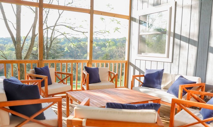 Lost River House | Modern Family-Friendly Mountain Retreat