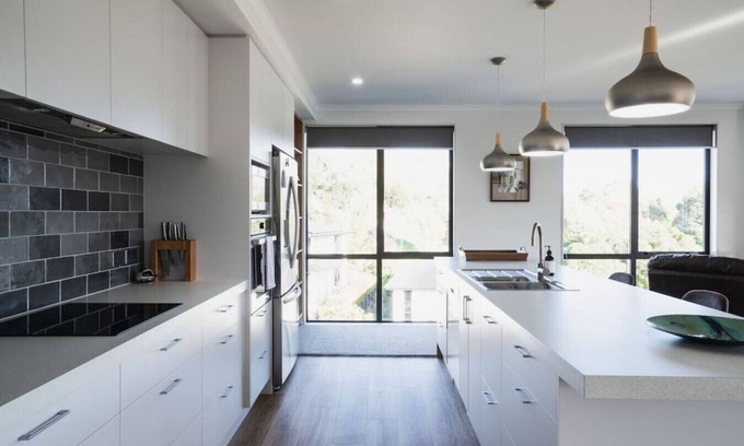 Dunedin House | Modern family friendly Getaway