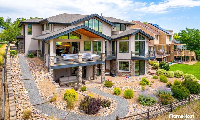 Wonderland Lake House | Modern Family-Friendly Home, 10-Min to Downtown & CU