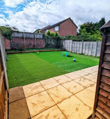 Edgbaston House | Modern Family Home Parking Private Garden