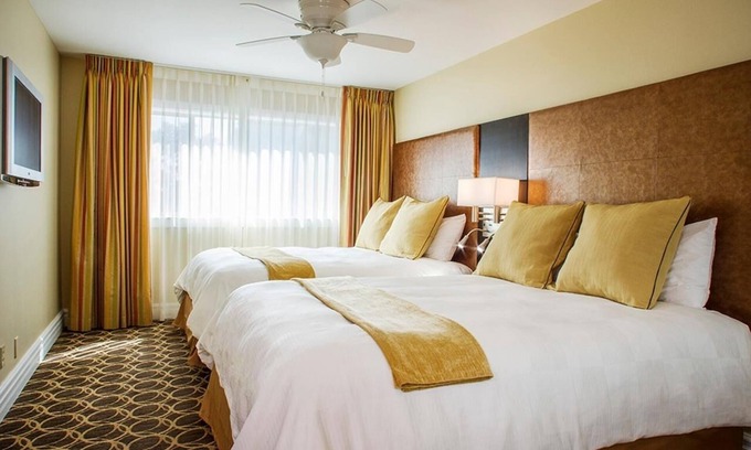 Corte Madera Hotel | Modern Family Suite w/Kitchen | Play Area | Free Parking | Outdoor Pool