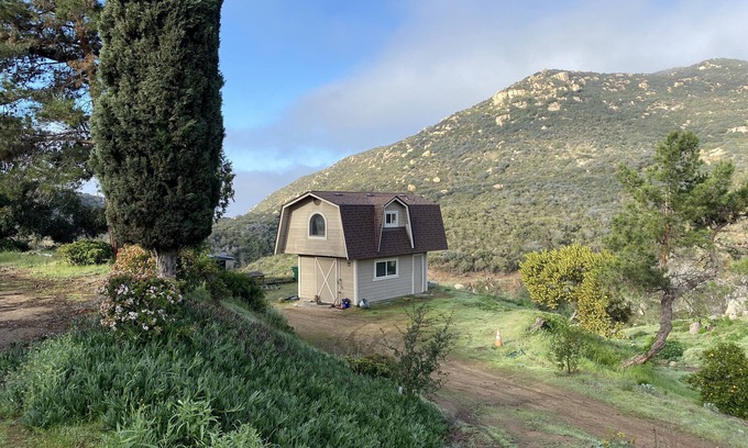 Crest Other | Modern Farmhouse Hideaway near San Diego