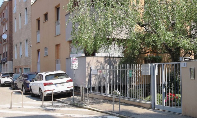 Ghisolfa Apartment | Modern Flat with Private Garden