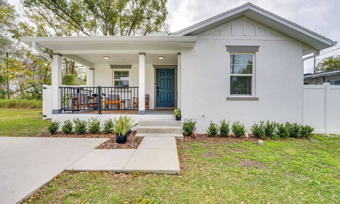 Oakland House | Modern Florida Bungalow: 3 Miles to Winter Garden!
