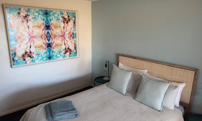 Port Lincoln Apartment | Modern, fully equipped, and pet-friendly accommodation.