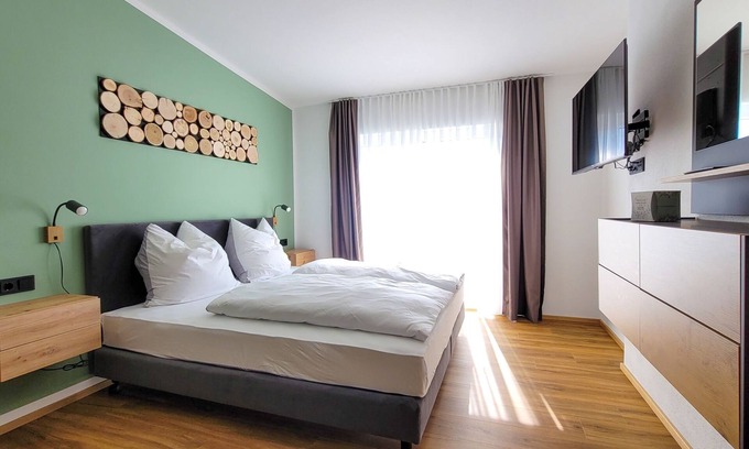 Bad Abbach Apartment | Modern furnished apartment 2 (23 sqm) directly on the Danube cycle path