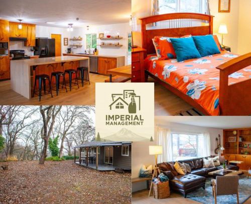 The Dalles House | Modern Gorge Lodge