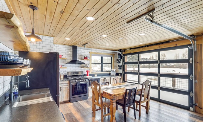 Granby Cabin | Modern Granby Retreat: Fish, Hike & Relax!