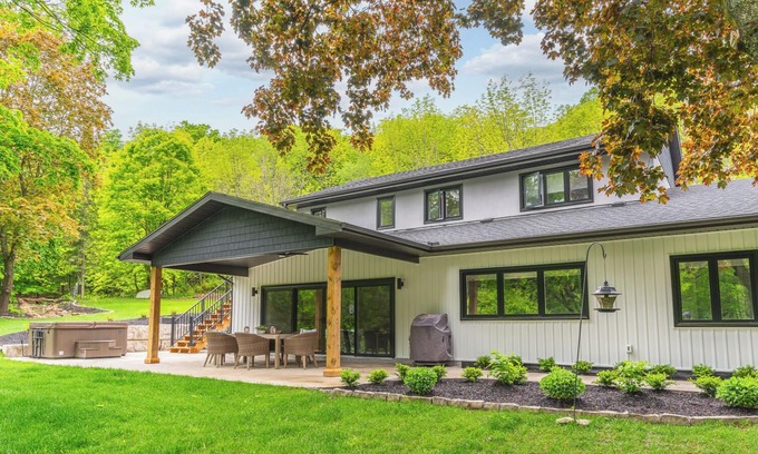 Georgian Bluffs House | Modern Green Oasis in private setting, covered patio with hot tub and fire pit!