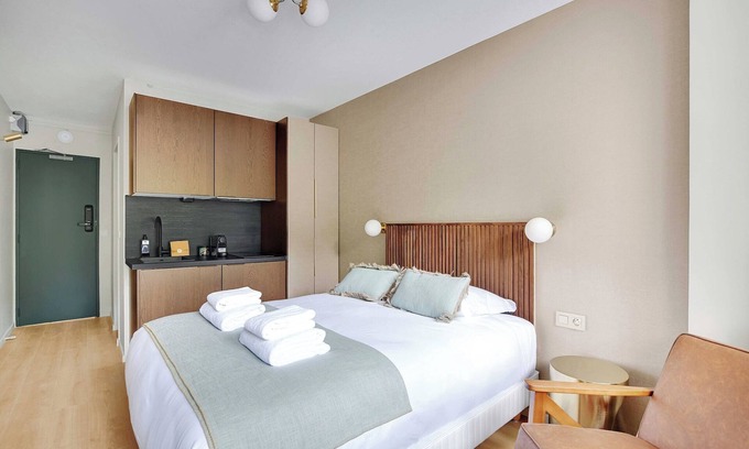 Meudon-la-Foret Apartment | Modern "Green Suites" residence - Meudon/Vélizy