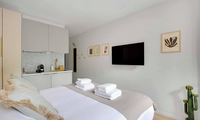 Meudon-la-Foret Apartment | Modern "green Suites" Residence - Meudon/velizy