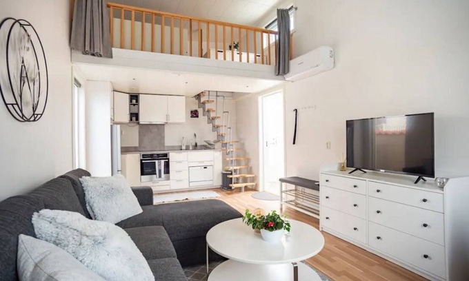 Ockero Cabin | Modern Guest House, Near the Beach on Öckerö