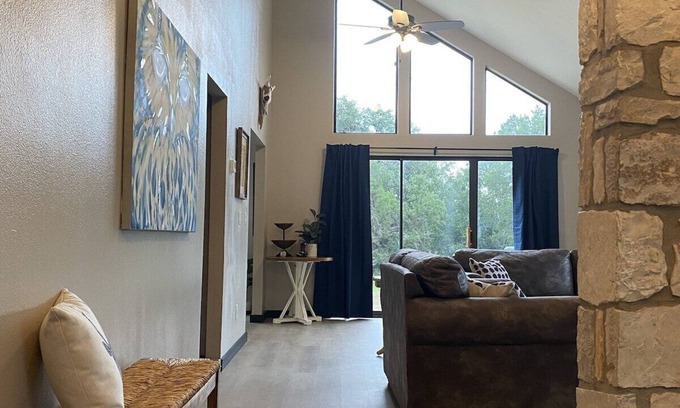 Rio Frio House | Modern Hill Country Stunner! Mountain Views, Super Close Frio River & Garner.